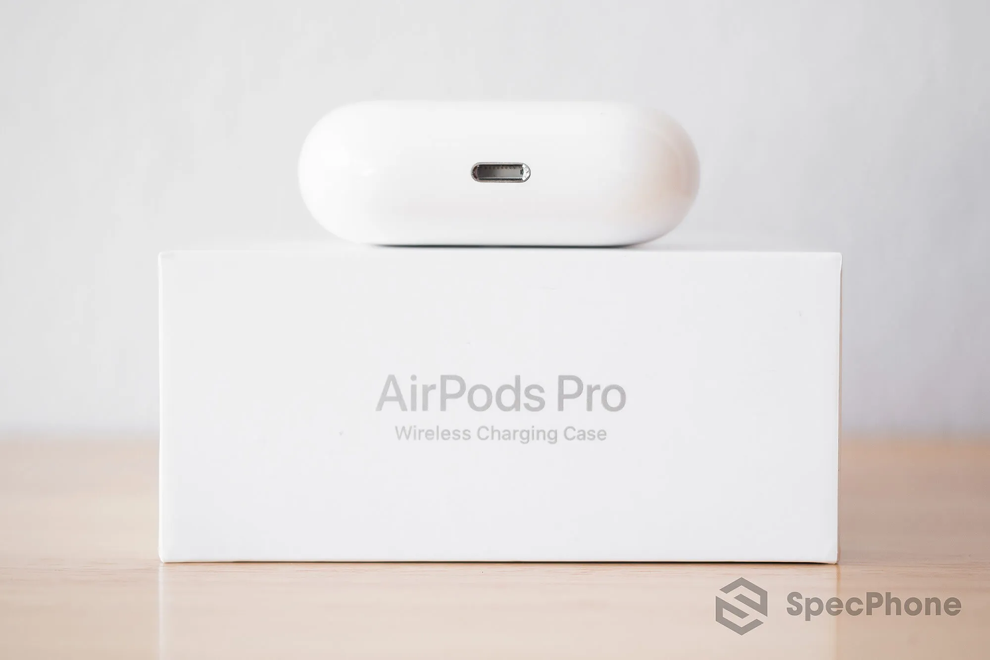 Review Apple AirPods Pro SpecPhone 12