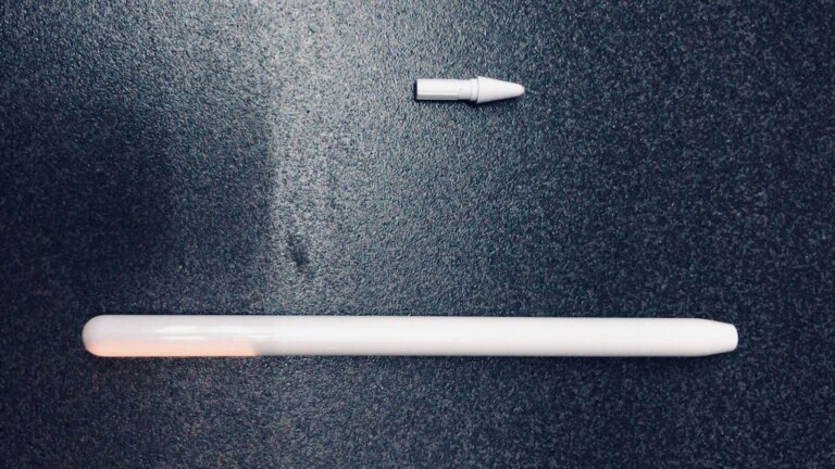 new apple pencil with glossy image leak img 1 1