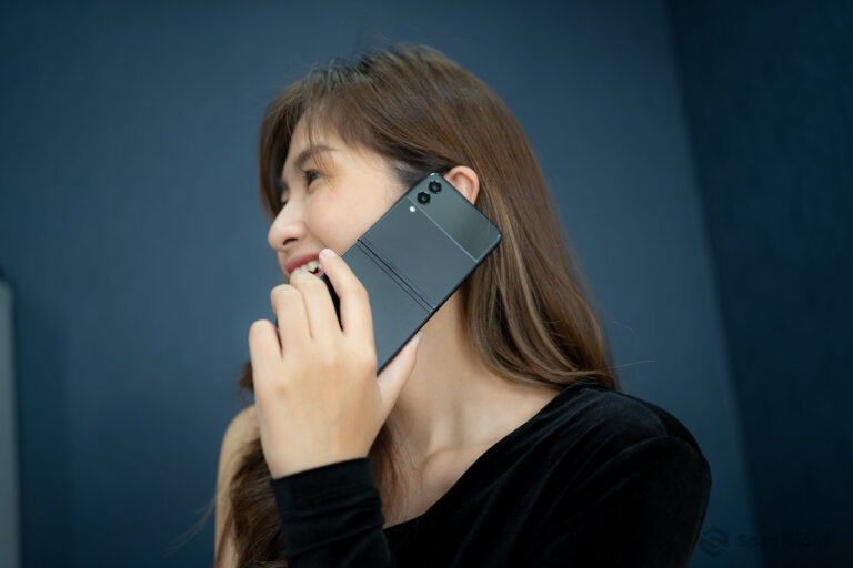 Review Samsung Galaxy Z Flip3 5G SpecPhone 00005