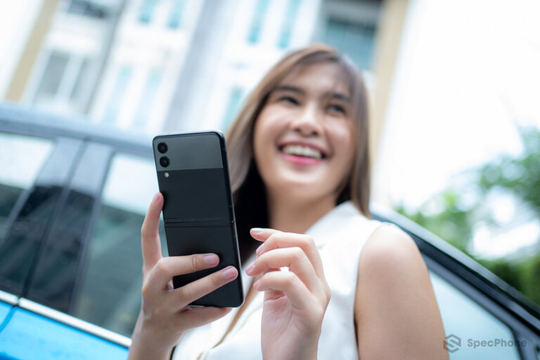 Review Samsung Galaxy Z Flip3 5G SpecPhone 00019