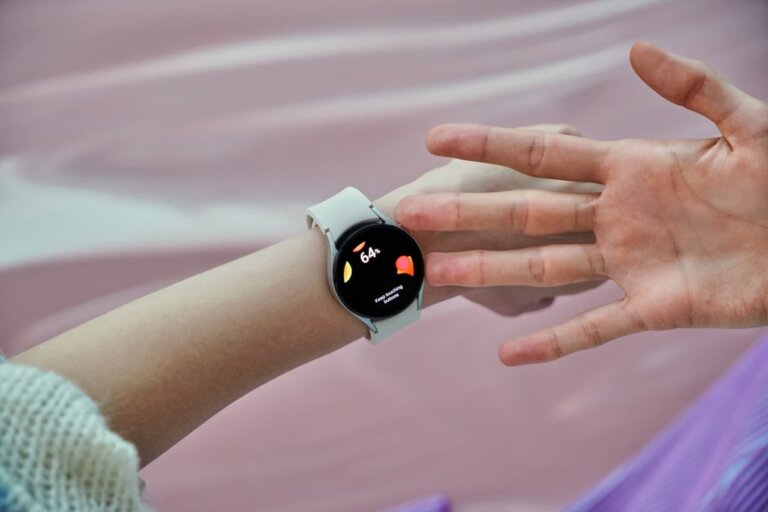 galaxy watch4 silver 2. 1