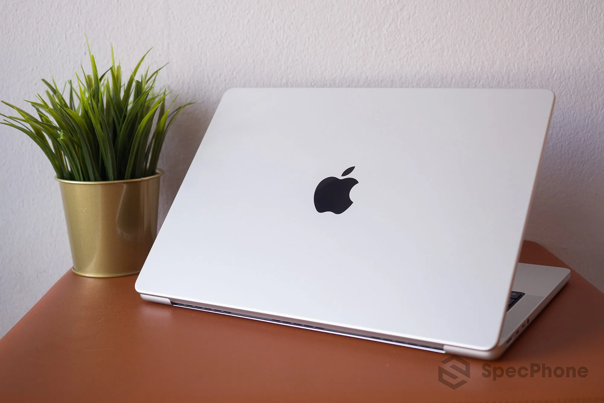 Review Apple MacBook Pro 14 M1 Pro SpecPhone 29