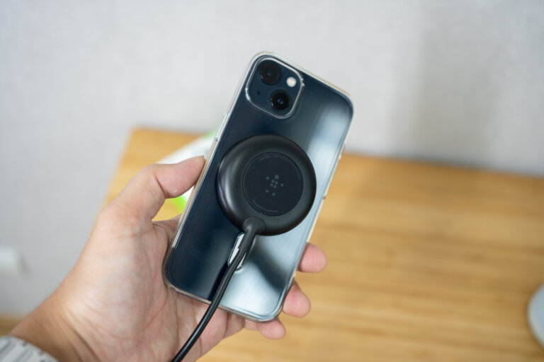 Review Belkin Magnetic Qi Wireless Charging 00022