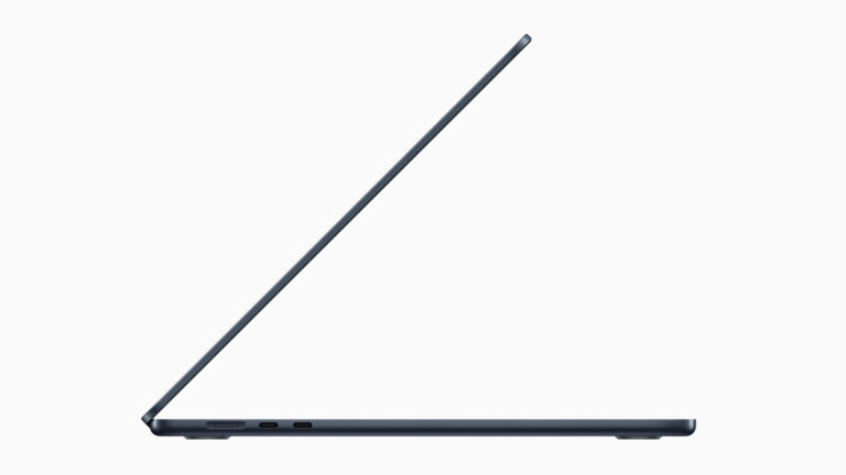 Apple WWDC23 MacBook Air 15 in profile 230605