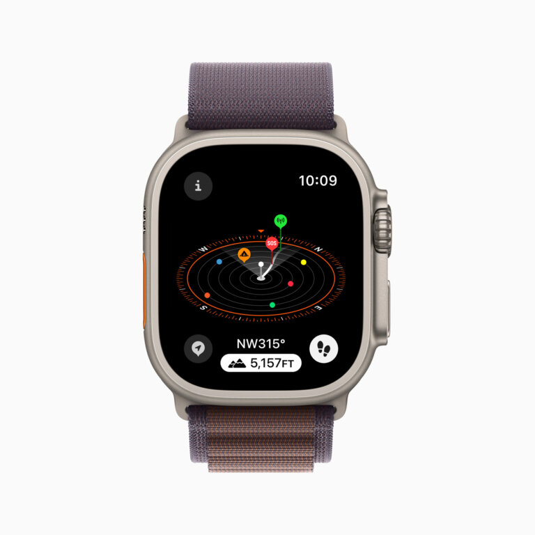 Apple Watch Ultra 2 Compass app Elevation view 230912