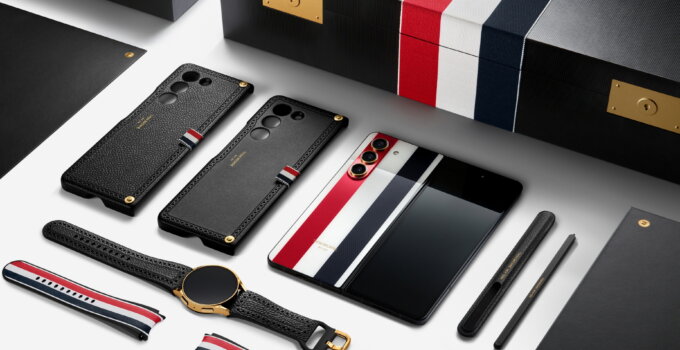 ซัมซุงและ Thom Browne เปิดตัวคอลเลคชันสุดพิเศษใน  Galaxy Z Fold5