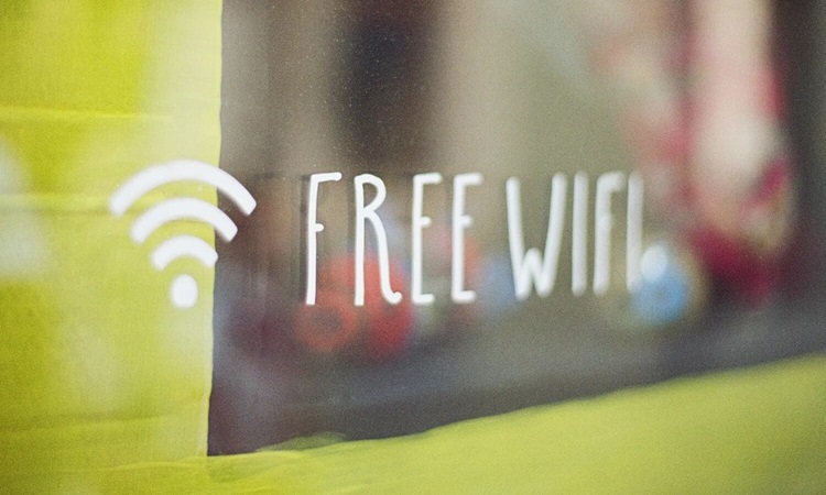 free wifi notice on glass window