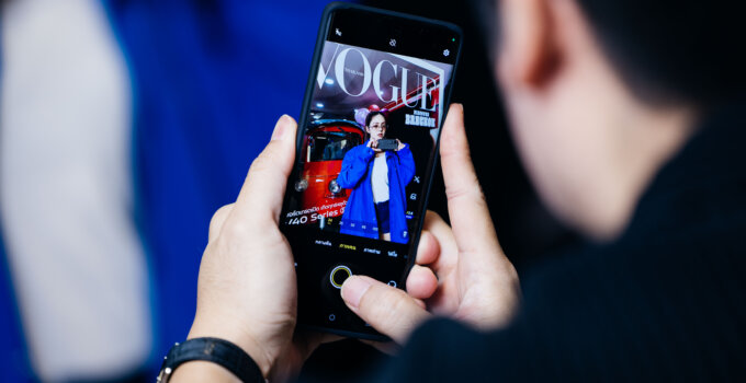 vivo ชวนส่องภาพบรรยากาศ Vogue Fest x GQ Playground พาเหล่าแฟชั่นนิสต้าแจ้งเกิดบนปกนิตยสารด้วยพลังพอร์ตเทรต ZEISS บน V40 Pro 5G