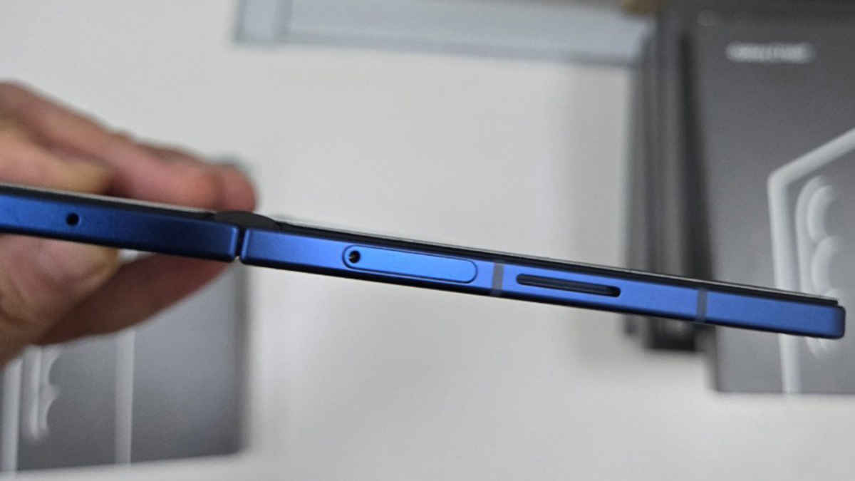 หลุดภาพเครื่องจริง Samsung Galaxy Z Fold7 เผยความบางเฉียบแบบเต็ม ๆ