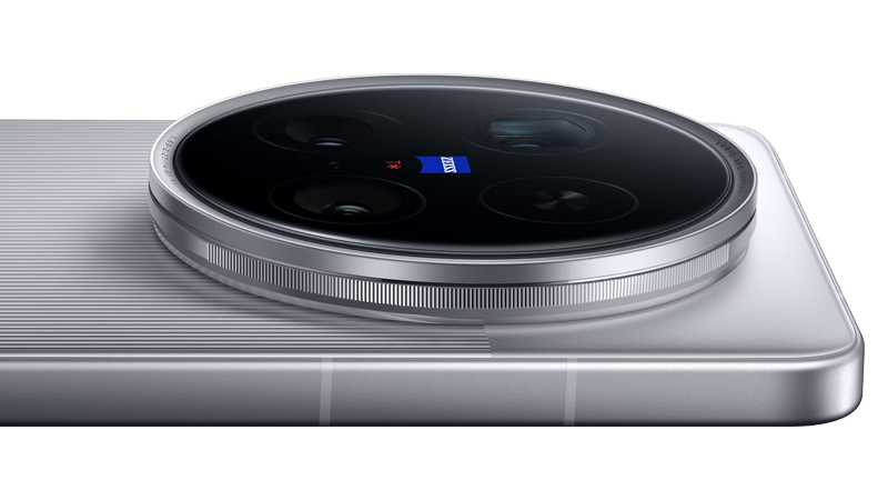 vivo X300 Ultra จะเป็นมือถือรุ่นแรกของโลกที่มาพร้อมกล้องคู่ 200MP 3