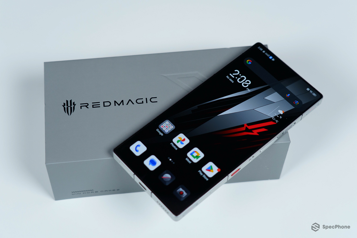 รีวิว REDMAGIC 10S Pro เกมมิ่งเรือธงรุ่นใหม่ล่าสุด เร็วกว่า แรงกว่า เย็นกว่า ในราคาเริ่มต้น 32,990 บาท