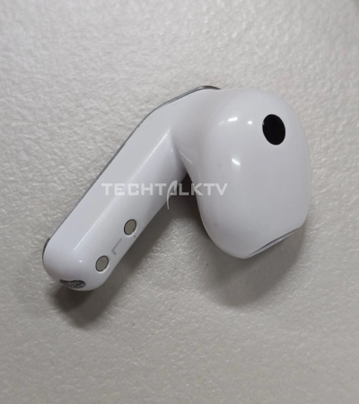 หลุดภาพเครื่องจริง Samsung Galaxy Buds 4 ดีไซน์ก้านเมทัลลิกใหม่ พร้อมเคสฝาใส