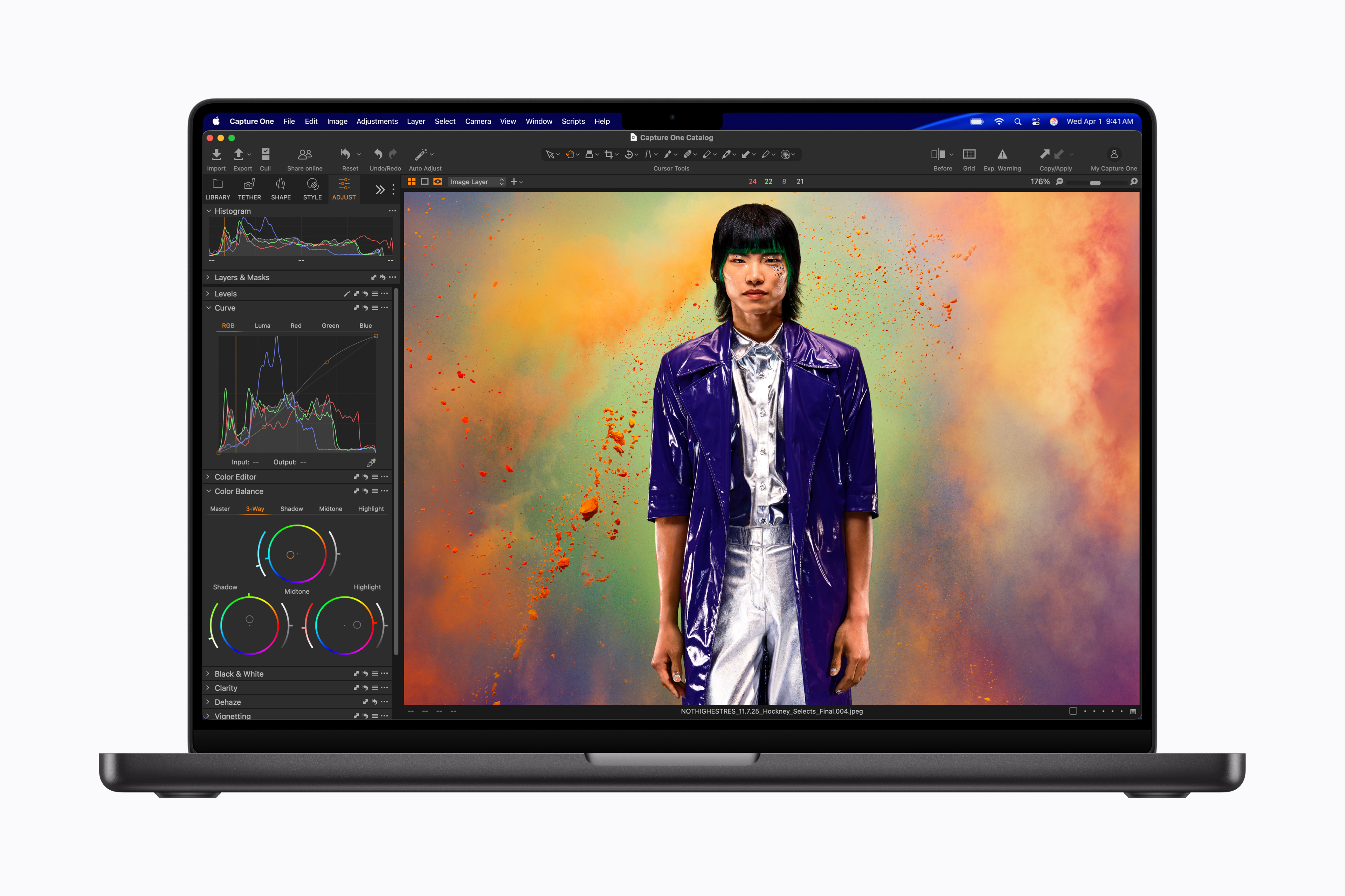 Apple เปิดตัว MacBook Pro พร้อมชิป M5 Pro และ M5 Max แบบใหม่หมด ซึ่งมาพร้อมประสิทธิภาพระดับโปรสุดล้ำและ AI ที่เหนือชั้นไปอีกขั้นบนอุปกรณ์