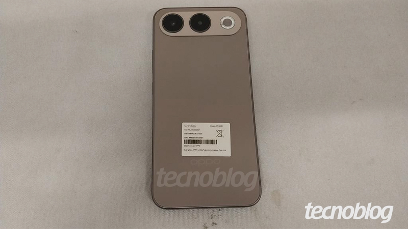 OPPO A7 Pro เตรียมเปิดตัวในจีน พร้อมแบตอึด 8,000 mAh ชาร์จไว 80W จอ OLED 120Hz ในราคาเบาๆ