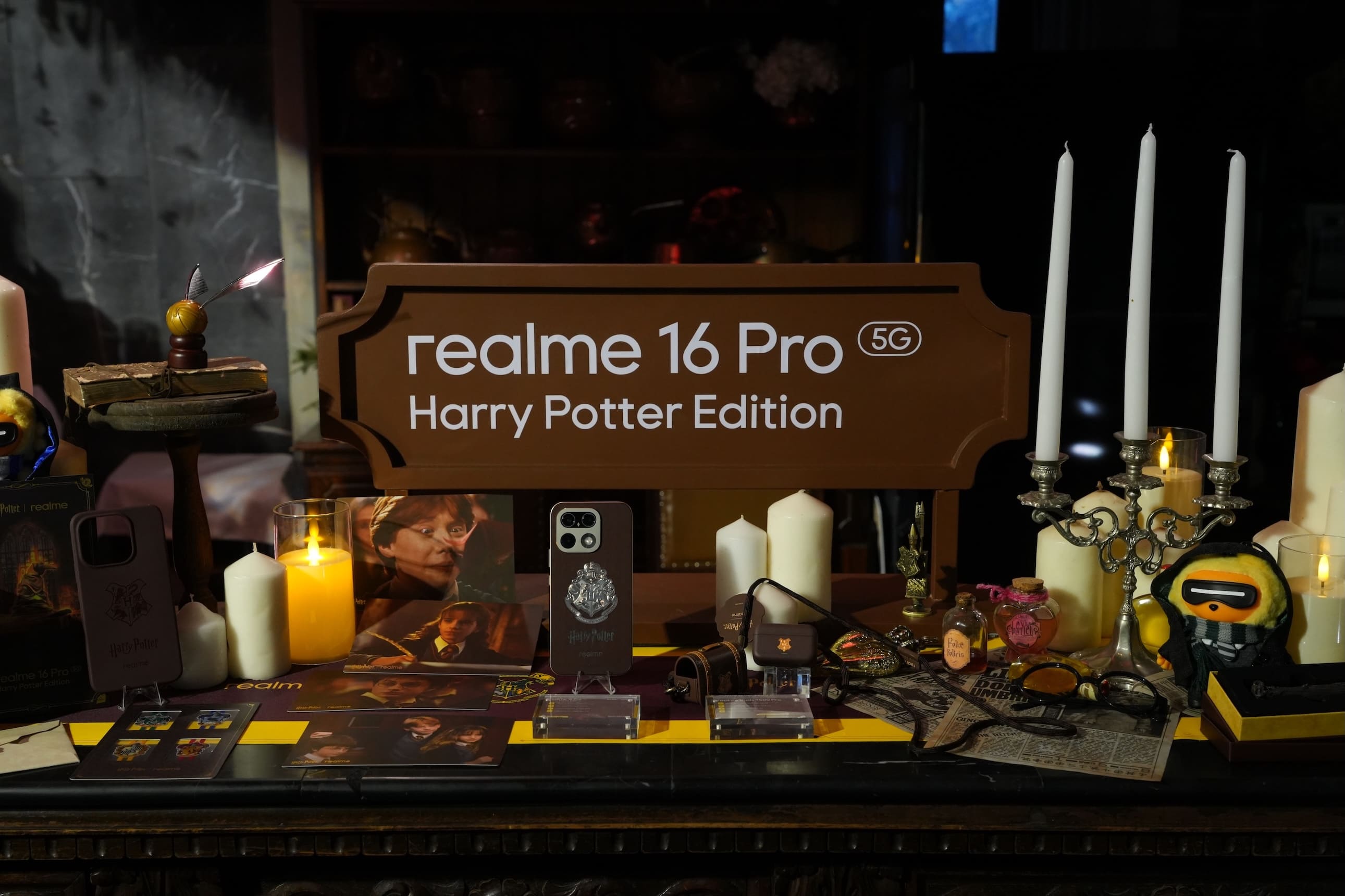 Welcome to Hogwarts! realme เสกโลกเวทมนตร์ให้มีชีวิตบนสมาร์ตโฟน เปิดตัว "realme 16 Pro Harry Potter Edition" พร้อมหีบสัมภาระจำลอง 1:1 ครั้งแรกของโลก ราคา 24,999 บาท