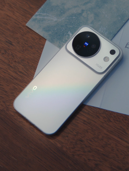 vivo X500 โผล่บน Geekbench เผยสเปคใช้ชิป Dimensity 9600M พร้อม RAM 12GB